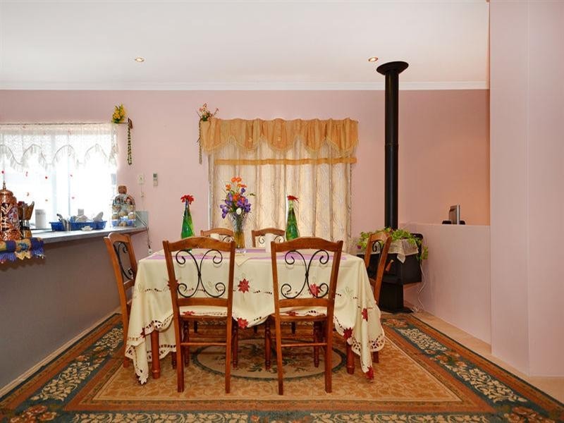 22 Amethyst Parkway, Aveley WA 6069