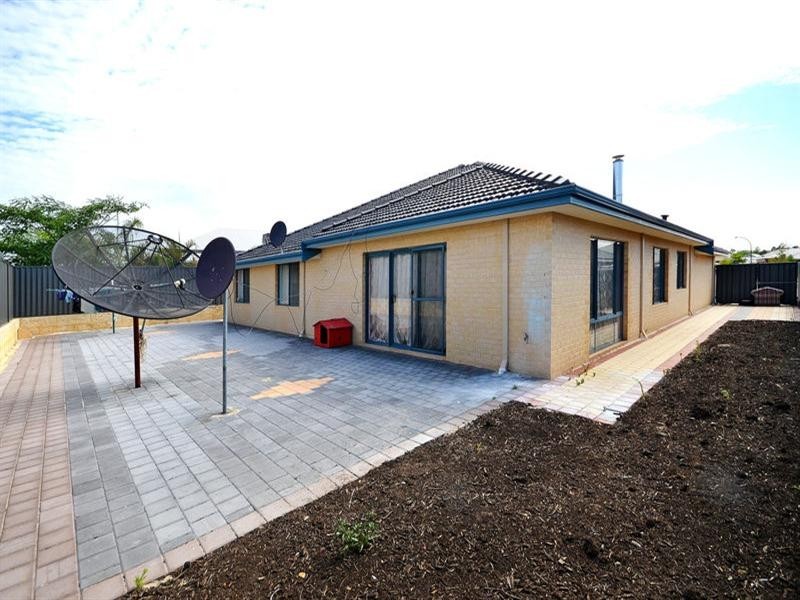 22 Amethyst Parkway, Aveley WA 6069