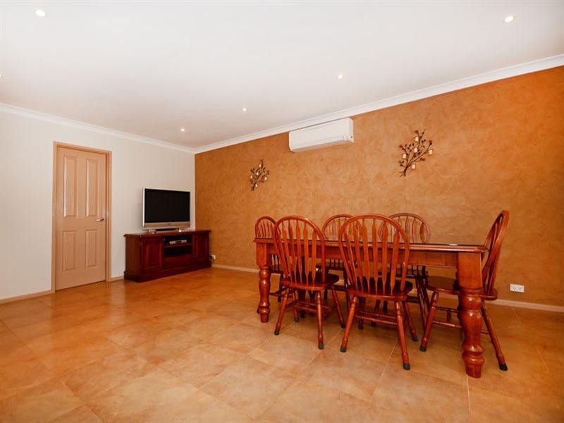 6 Pucas Court, Beechboro WA 6063