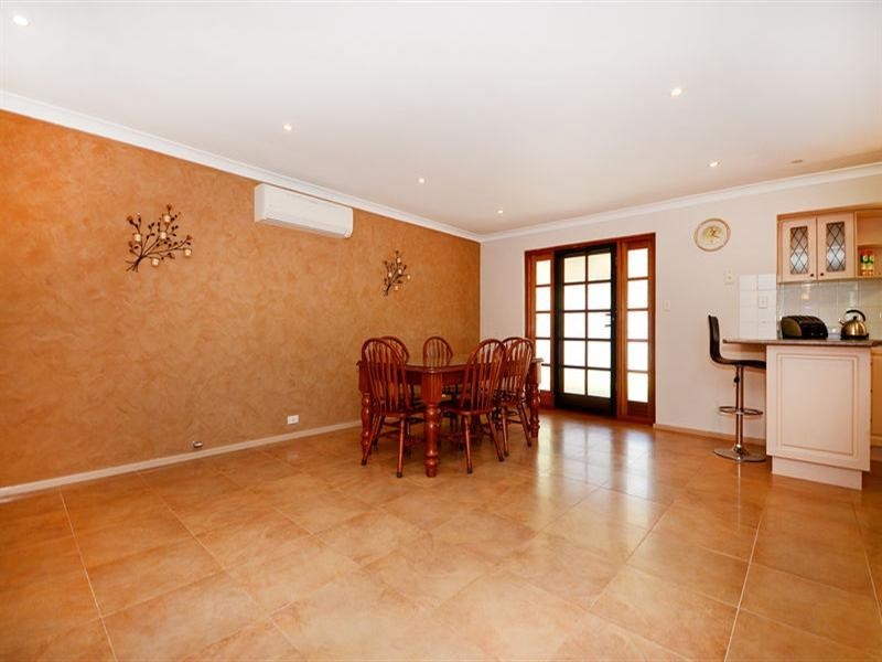 6 Pucas Court, Beechboro WA 6063