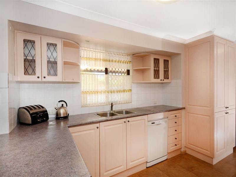 6 Pucas Court, Beechboro WA 6063