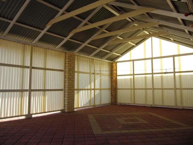 9 Parella Court, Beechboro WA 6063