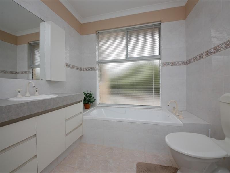 54 Saunders Street, Henley Brook WA 6055