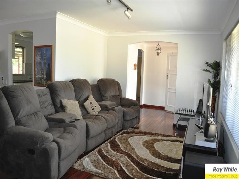 5 Boliver Place, Langford WA 6147