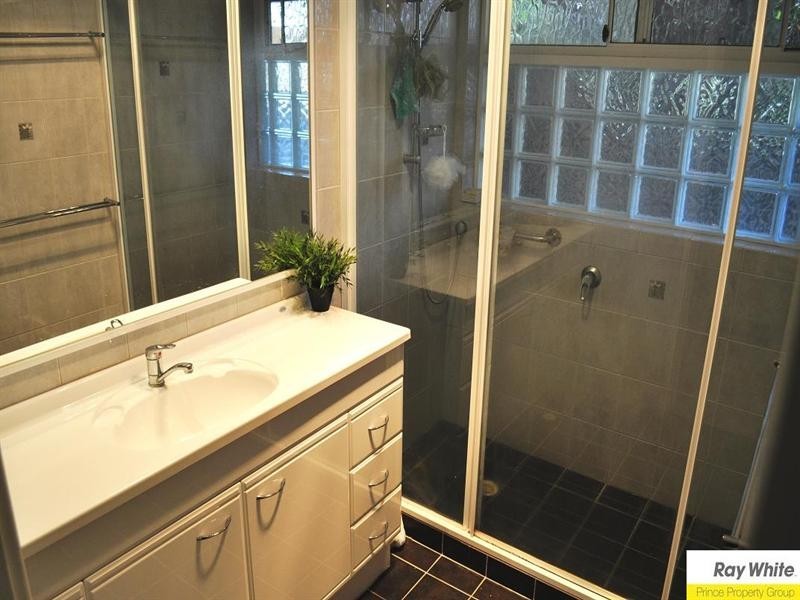 5 Boliver Place, Langford WA 6147