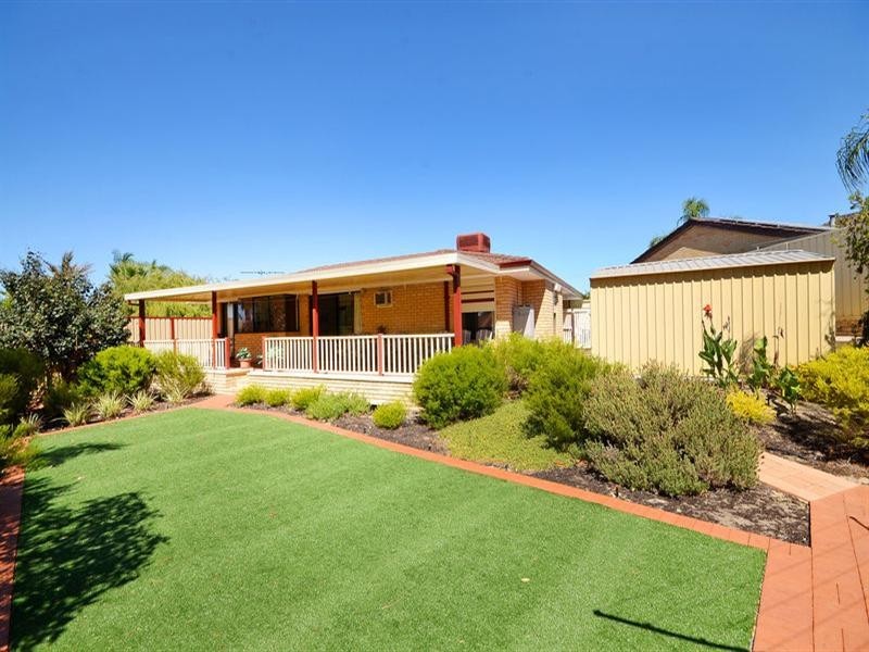 24 Rhine Crescent, Beechboro WA 6063