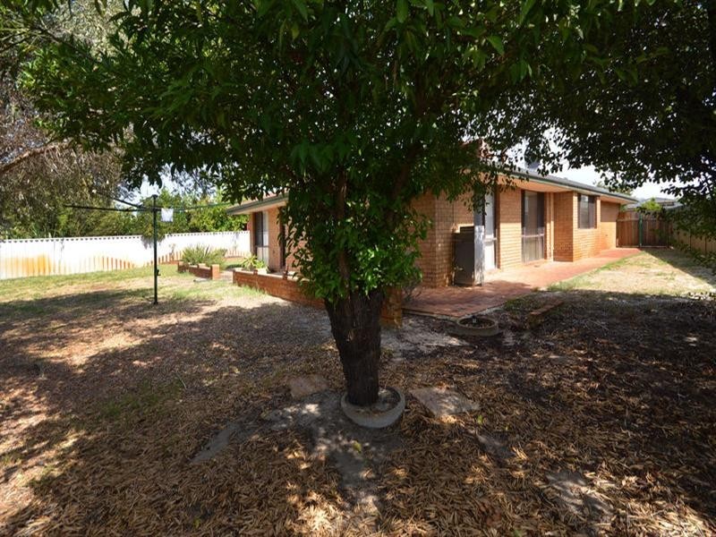 87 Wheatstone Drive, Kiara WA 6054