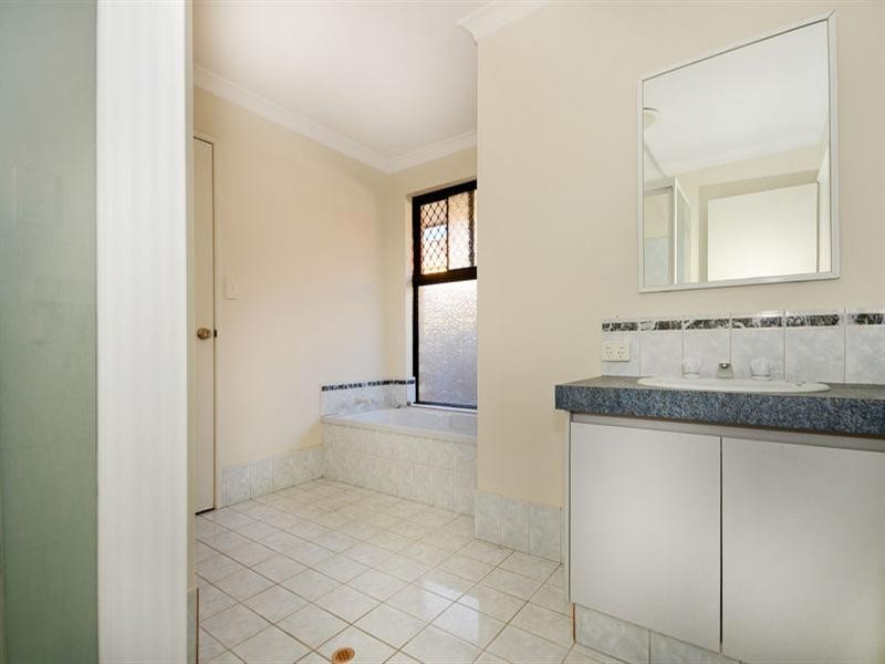 51 Rosher Road, Lockridge WA 6054