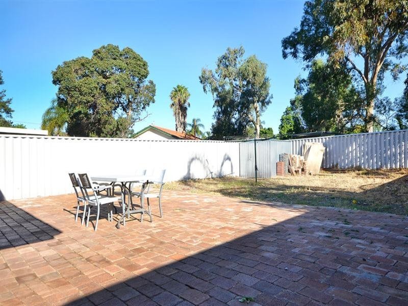 51 Rosher Road, Lockridge WA 6054