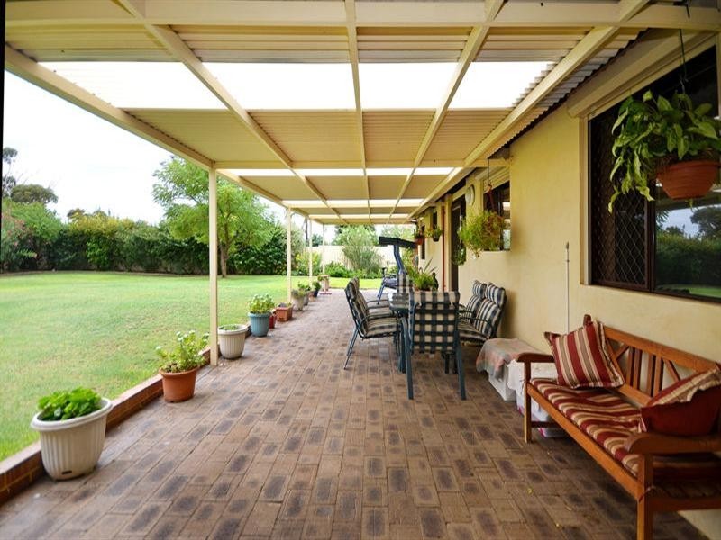 4 Ogram Place, Beechboro WA 6063
