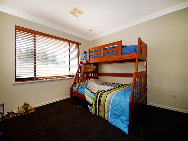 45 Charlottes Vista, Ellenbrook WA 6069