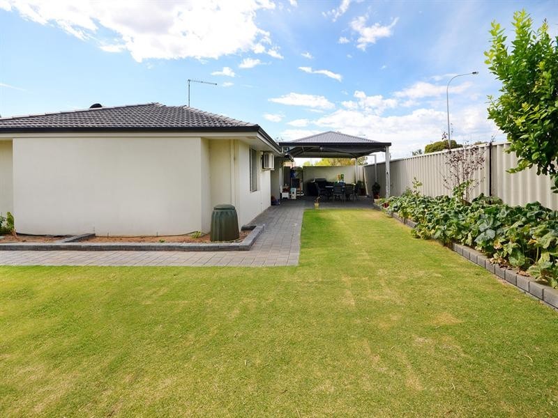 1 Cohen Place, Beechboro WA 6063