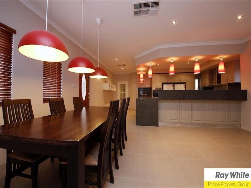 36b Kidman Avenue, South Guildford WA 6055