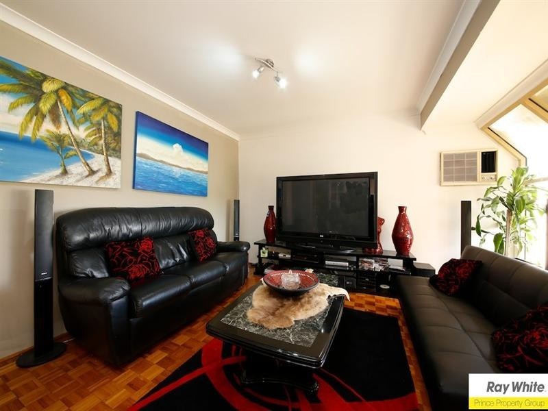 29 Ottawa Crescent, Beechboro WA 6063