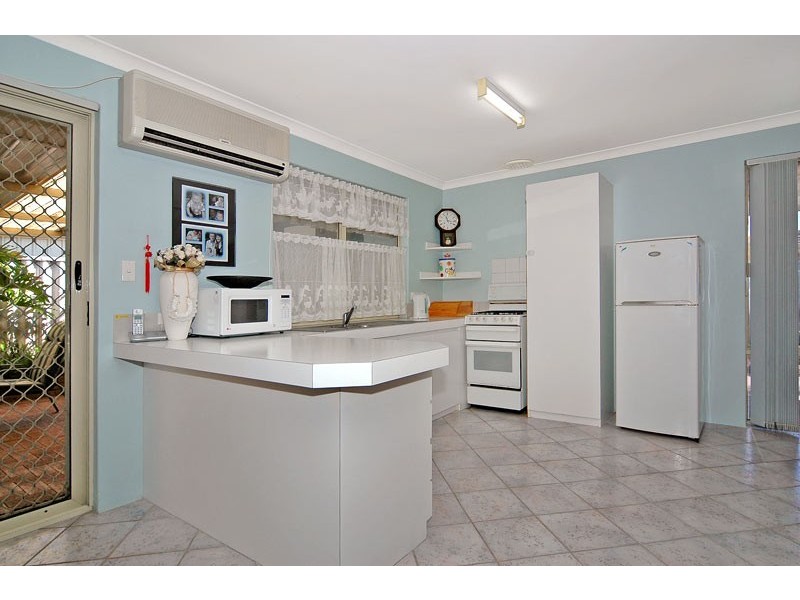 6 Teetree Court, Beechboro WA 6063