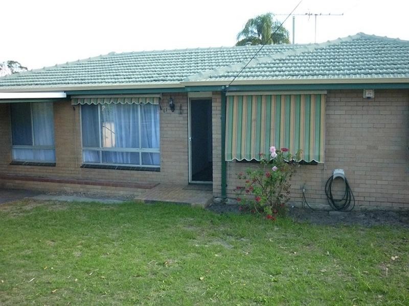 61 Embleton Avenue, Embleton WA 6062