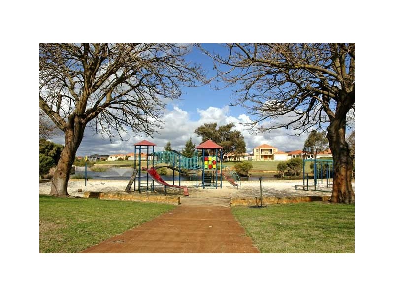 241 Bennett Springs Drive, Beechboro WA 6063