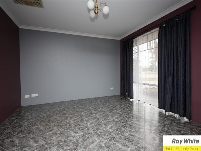 26 Anabar Way, Beechboro WA 6063