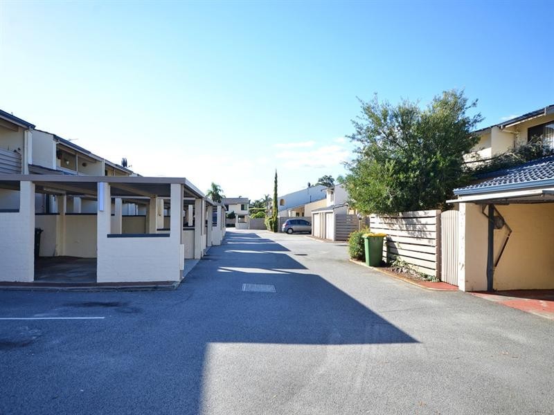 29/32 Camboon Road, Morley WA 6062