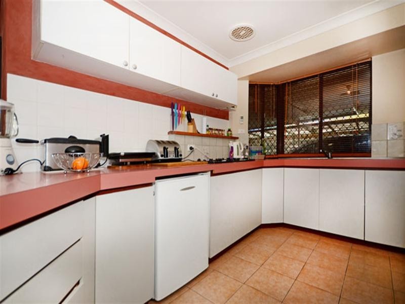 2 Gambia Court, Beechboro WA 6063
