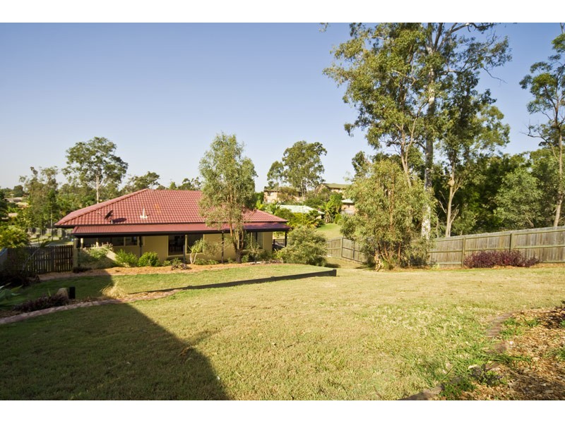 Edens Landing QLD 4207