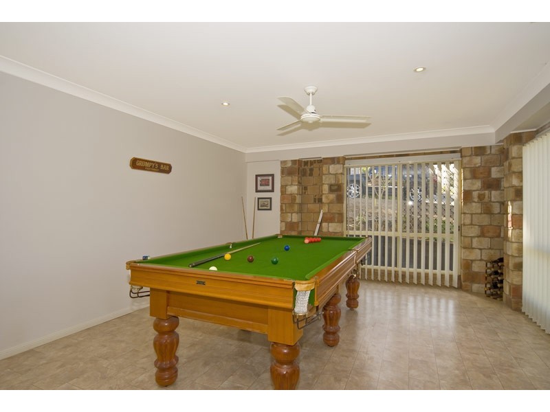 Edens Landing QLD 4207