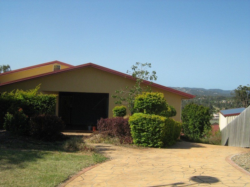 Edens Landing QLD 4207