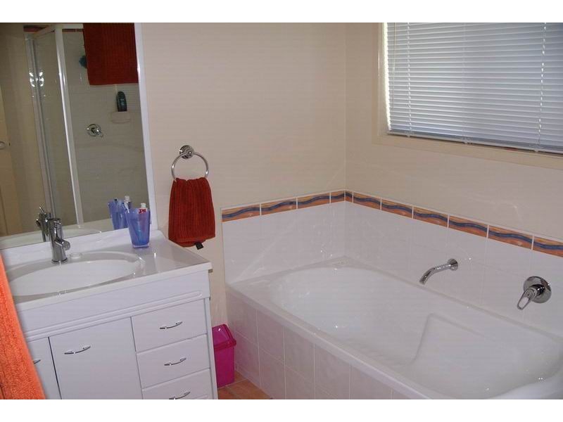 11 Caffrum Court, Ormeau QLD 4208