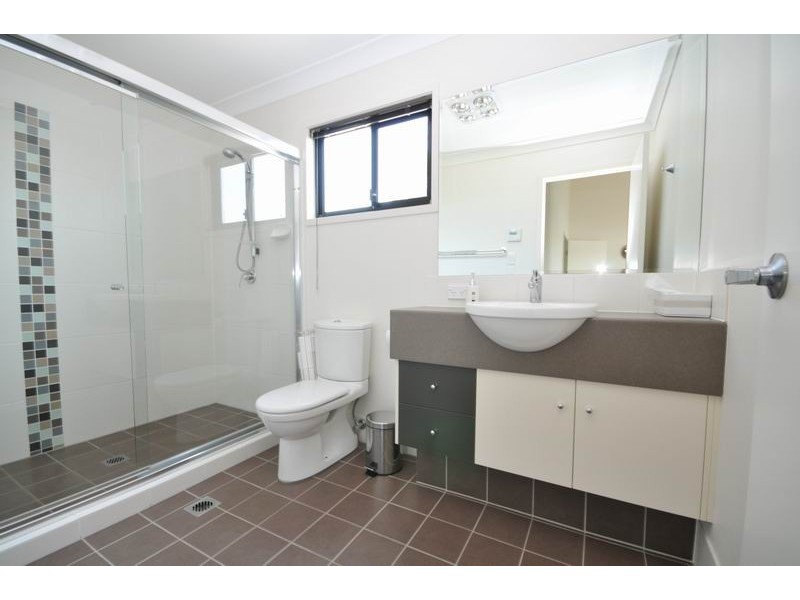 34 Peachester Close, Ormeau QLD 4208