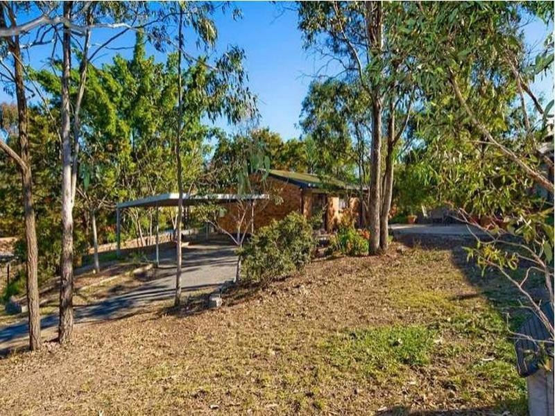 Edens Landing QLD 4207