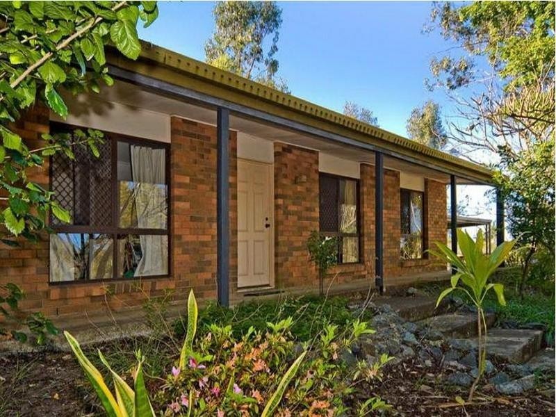 Edens Landing QLD 4207