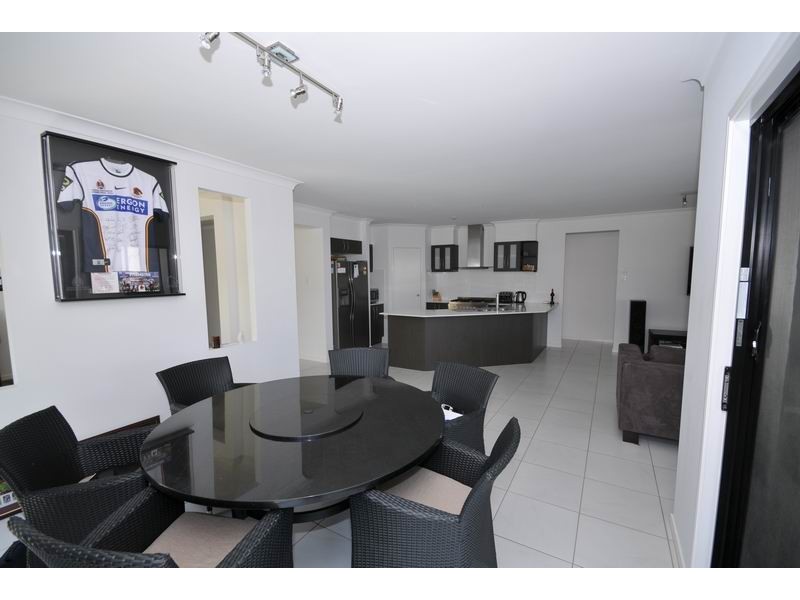 22 Strathburn Crescent, Ormeau QLD 4208