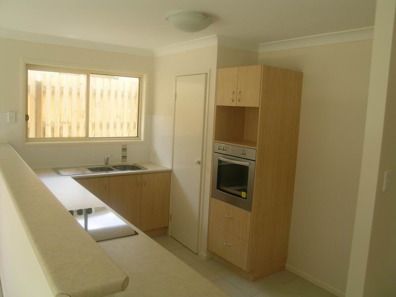 Edens Landing QLD 4207