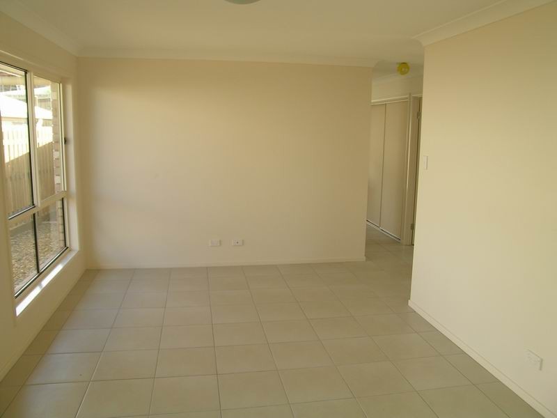 Edens Landing QLD 4207