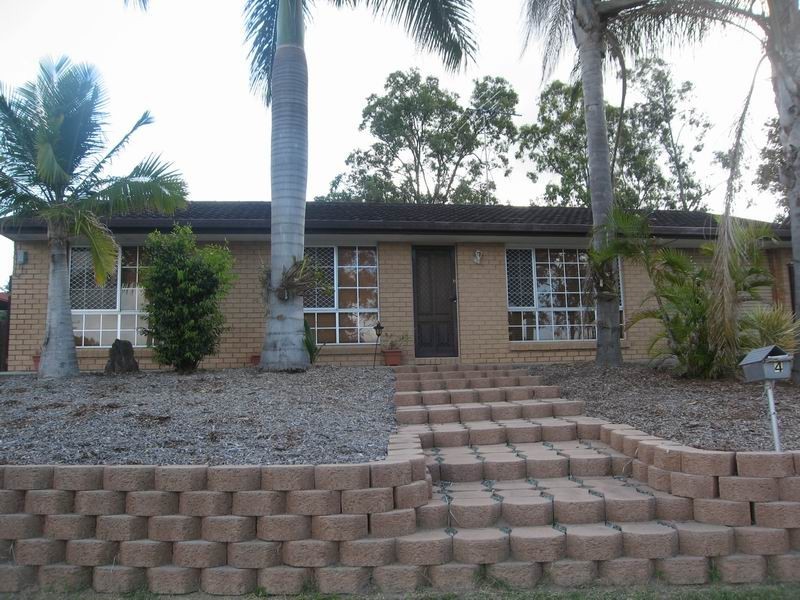 4 Harding Boulevard, Mount Warren Park QLD 4207