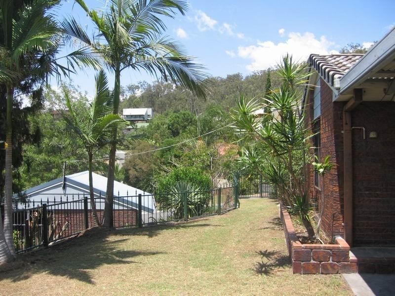 9 Rae Court, Mount Warren Park QLD 4207