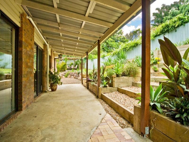 Edens Landing QLD 4207