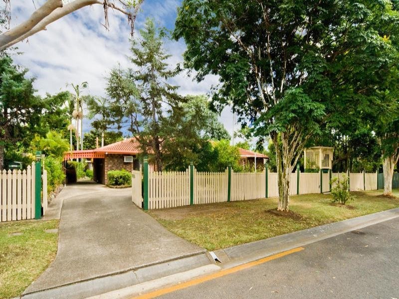 Mount Warren Park QLD 4207