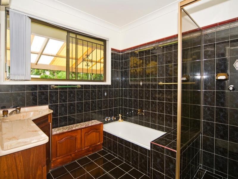 Mount Warren Park QLD 4207