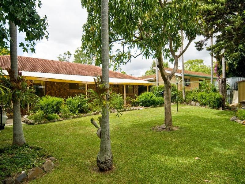 Mount Warren Park QLD 4207