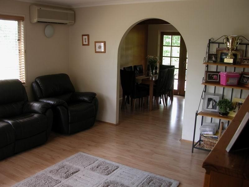4 Walcha Court, Beenleigh QLD 4207
