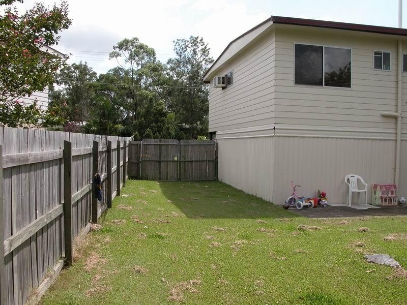 4 Walcha Court, Beenleigh QLD 4207