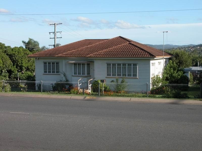 100 Logan Street, Beenleigh QLD 4207