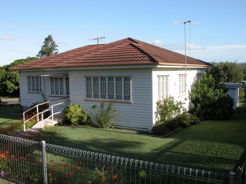 100 Logan Street, Beenleigh QLD 4207