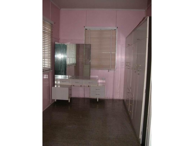 100 Logan Street, Beenleigh QLD 4207