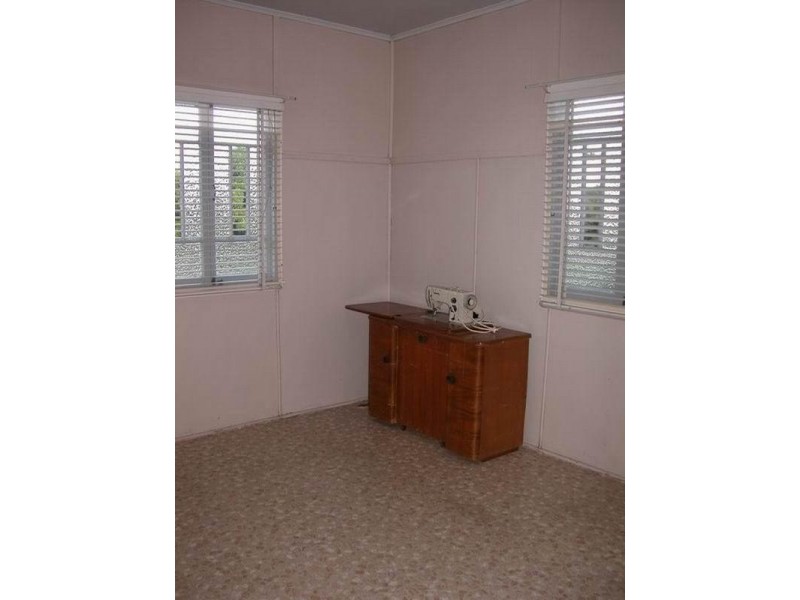 100 Logan Street, Beenleigh QLD 4207