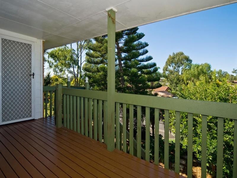 35 Tregana Circuit, Edens Landing QLD 4207