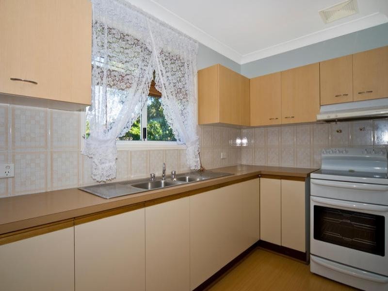 35 Tregana Circuit, Edens Landing QLD 4207