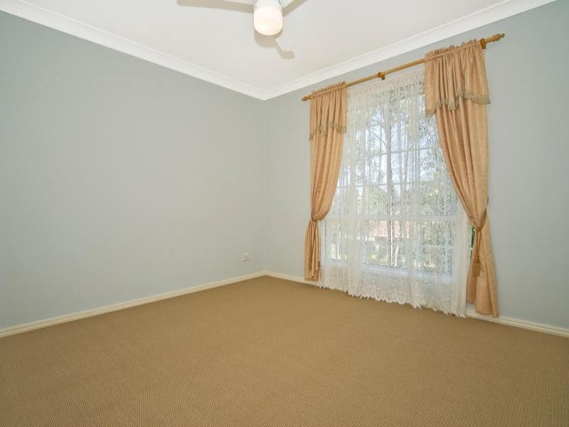 35 Tregana Circuit, Edens Landing QLD 4207