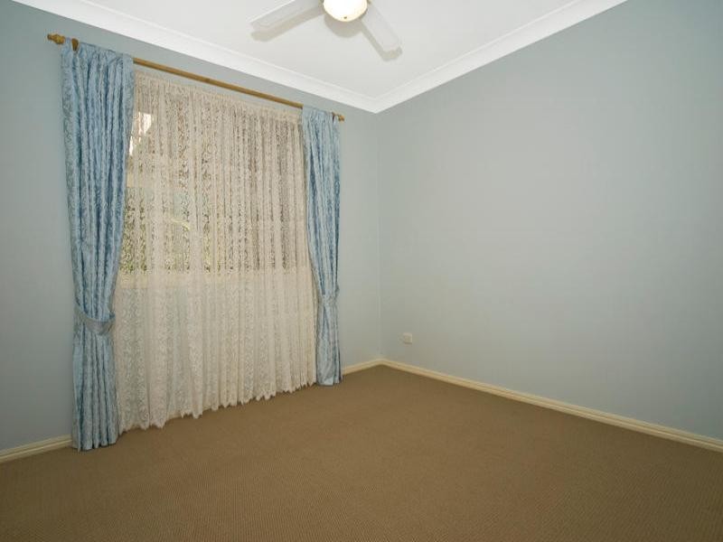 35 Tregana Circuit, Edens Landing QLD 4207